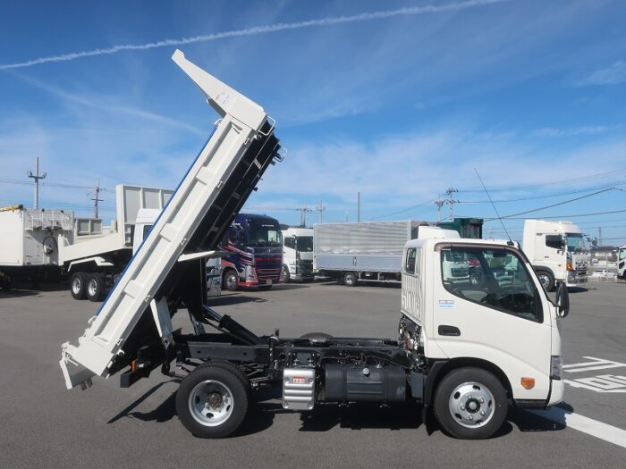 2759　日野　ダンプ　高床　車両総重量5ｔ未満