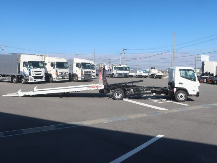 2773　三菱　キャリアカー　未使用車